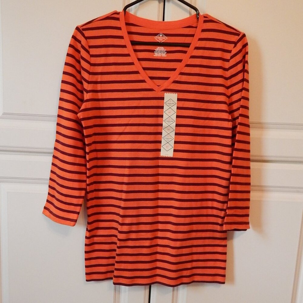 ST. JOHN’S BAY Womens 3/4 Sleeve V-neck Top Tee Orange Stripe MT